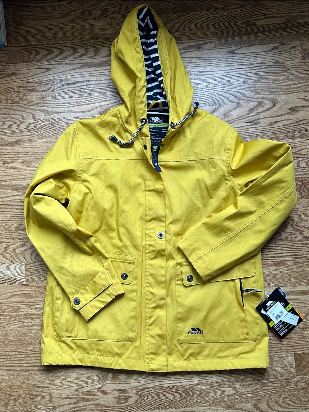 New Trespass Women’s Yellow Raincoat Large